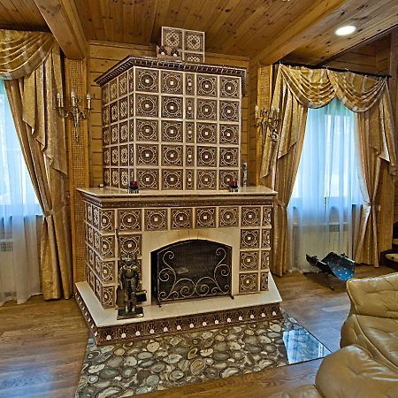Babintsy Комплекс Відпочинку Goldfіsh Сlubゲストハウス エクステリア 写真