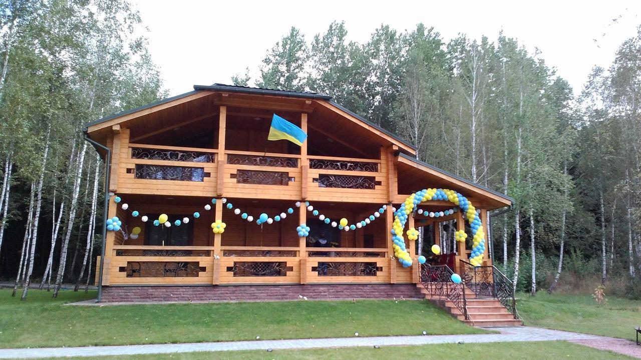 Babintsy Комплекс Відпочинку Goldfіsh Сlubゲストハウス エクステリア 写真