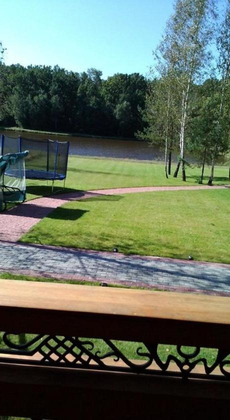 Babintsy Комплекс Відпочинку Goldfіsh Сlubゲストハウス エクステリア 写真